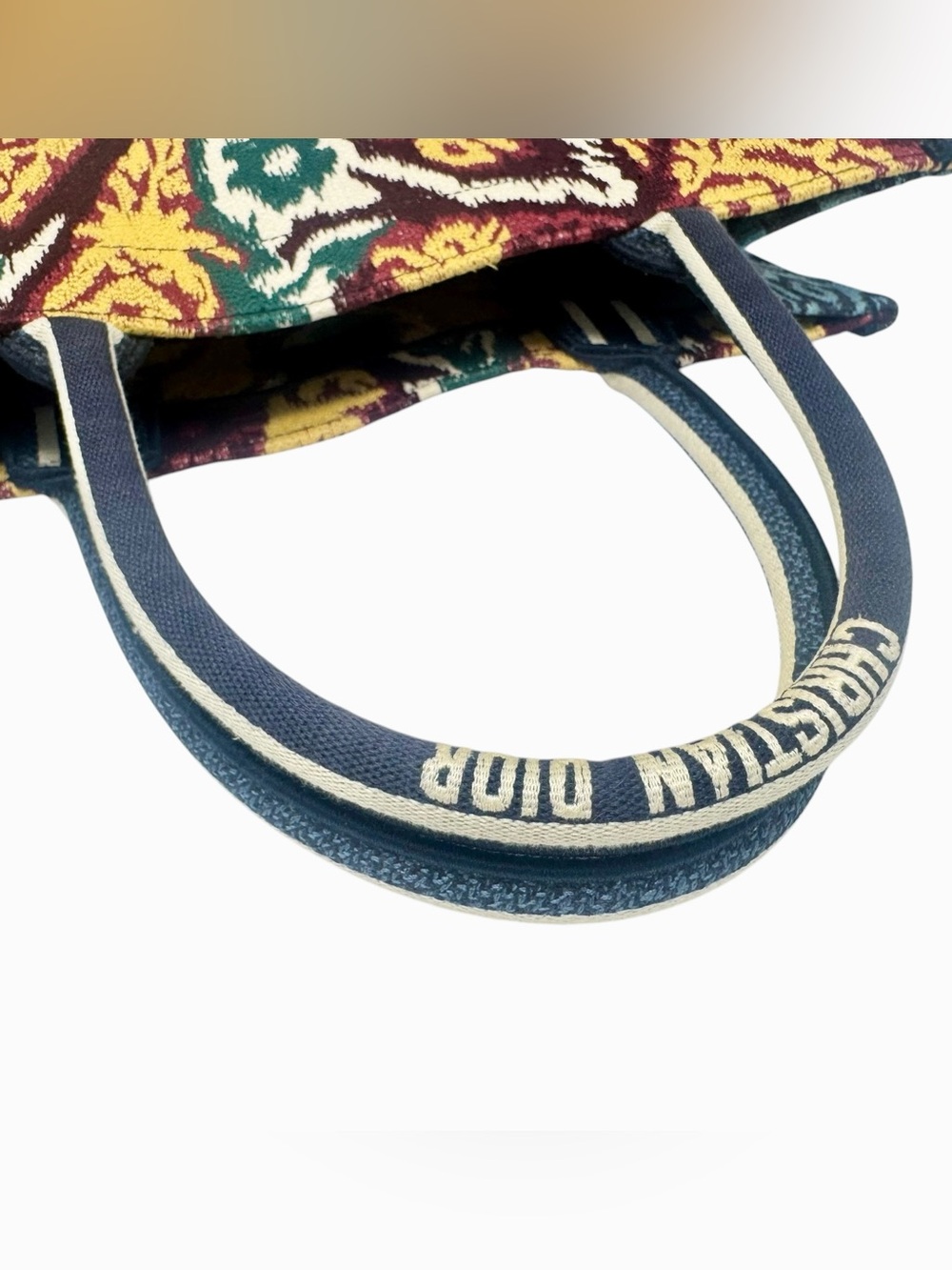 ✨🛍️ Dior Medium Canvas Embroidered Paisley Book Tote, Blue Multicolor - Picture 6 of 9